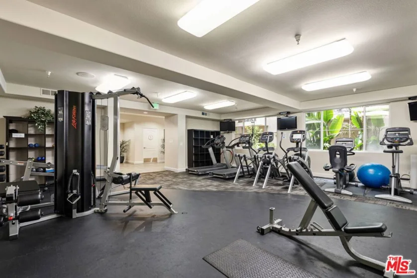 4060 Glencoe Avenue #307 photo 15