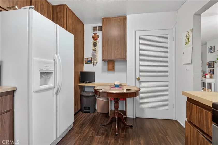 9414 Moonbeam Avenue #19 photo 12