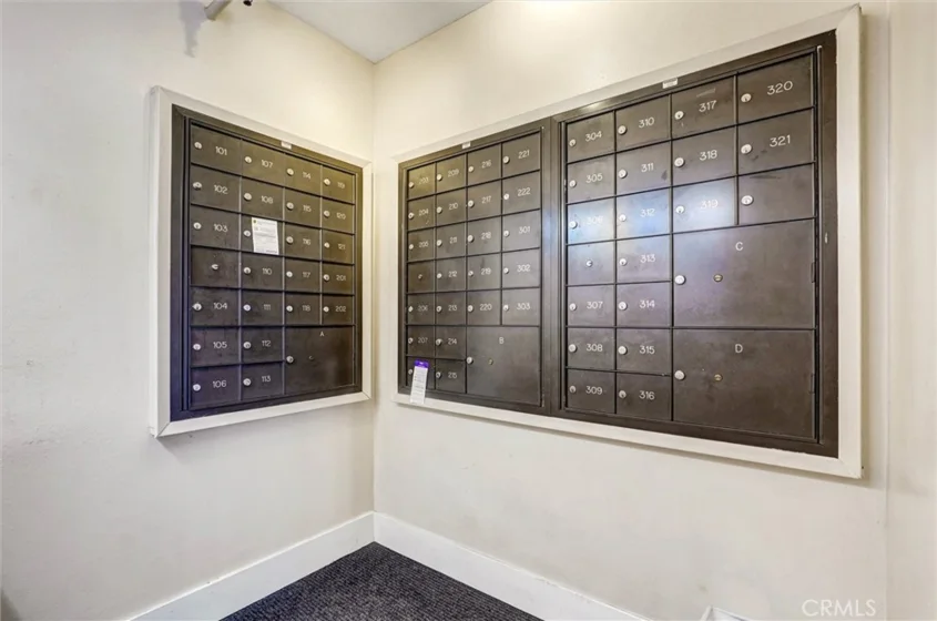 5545 Canoga Avenue #220 photo 19