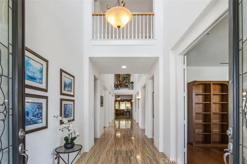 35982 Murano Street photo 2