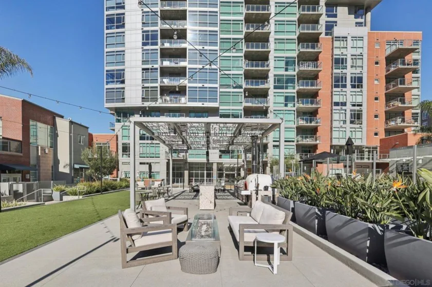 800 The Mark Lane #607 photo 54