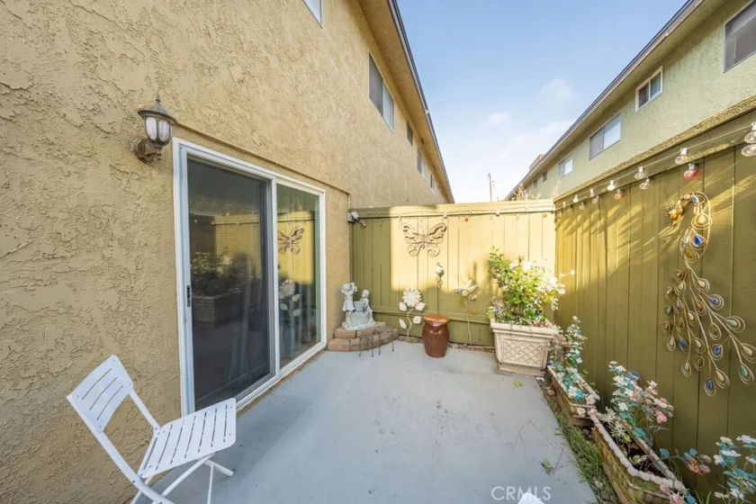 1430 W Lambert Road #407 photo 4