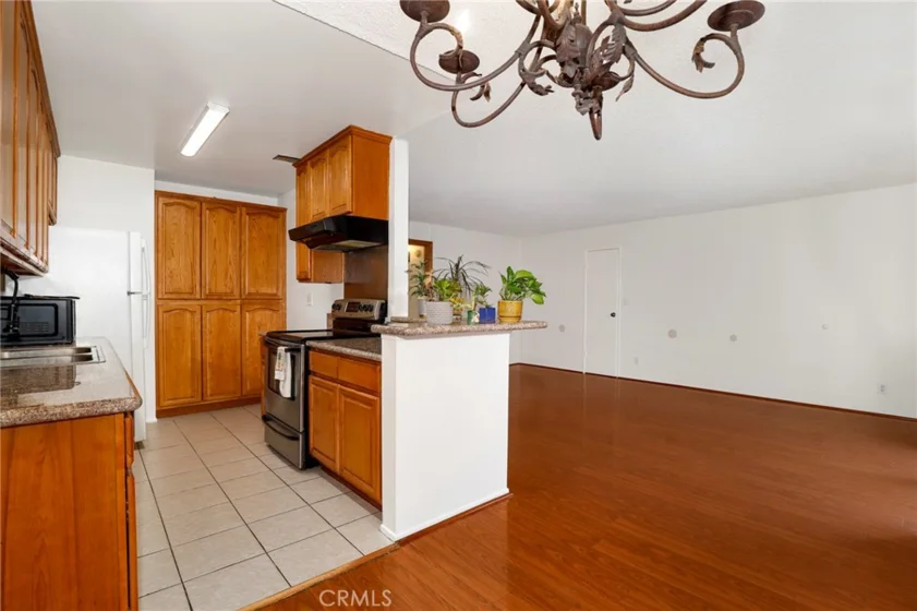 5403 Newcastle Avenue #28 photo 7