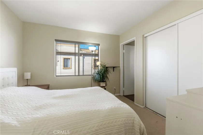 14715 Saticoy Street #14 photo 23