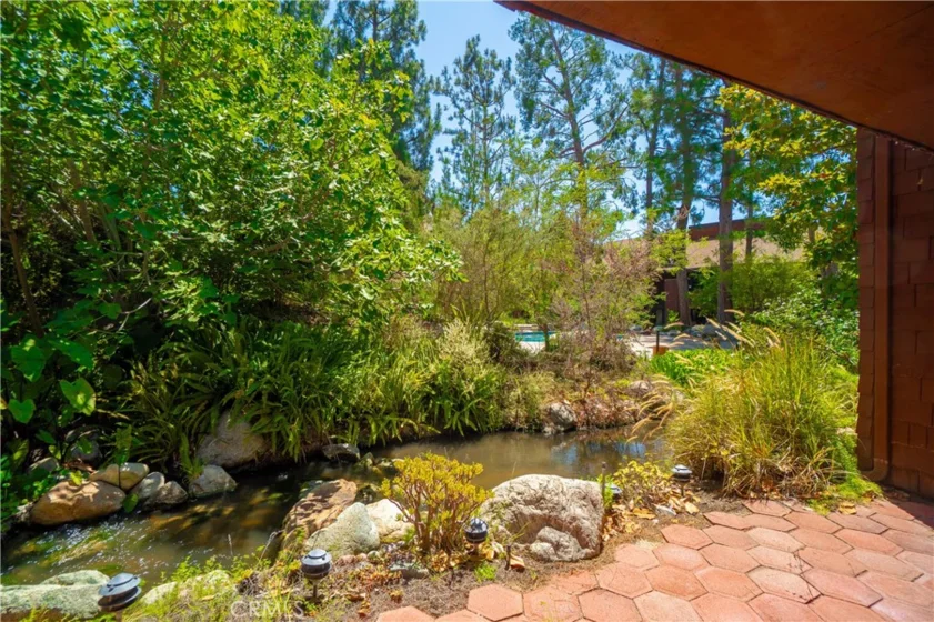 2752 Pine Creek Circle photo 36