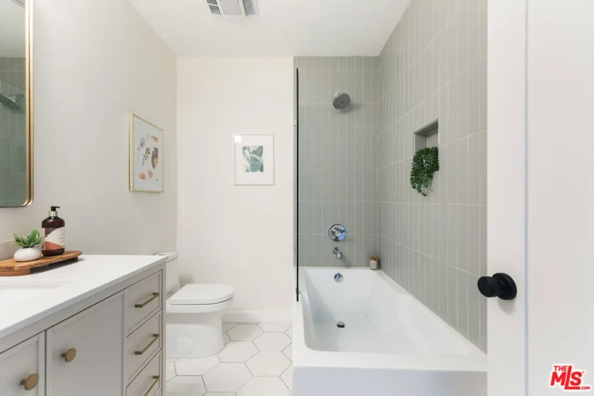4412 Finley Avenue #4 photo 7