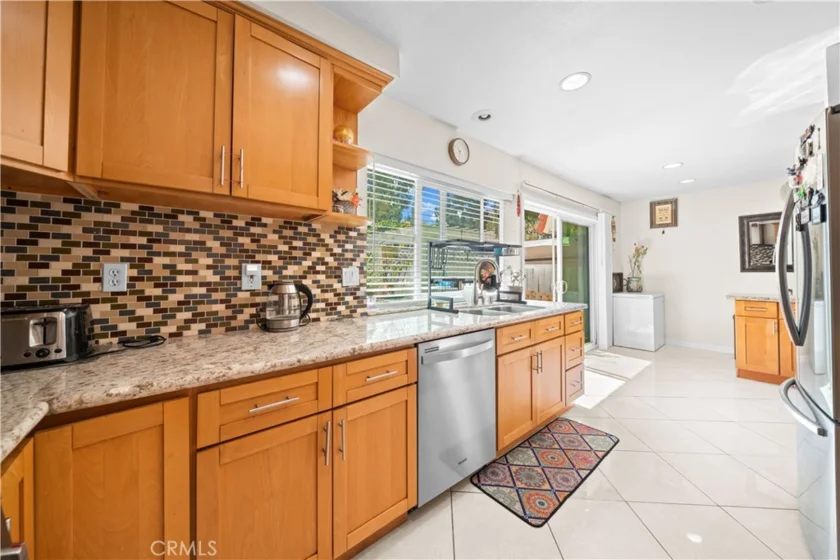 12839 Newhope Street photo 17