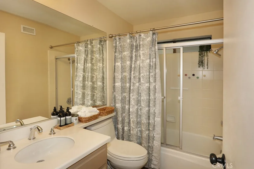 5846 E Creekside #31 photo 9