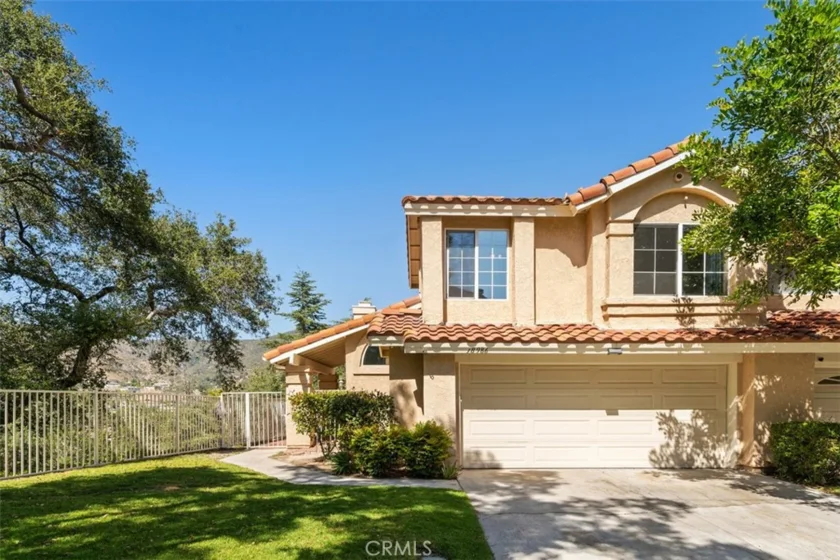 18986 Canyon Terrace Drive photo 1