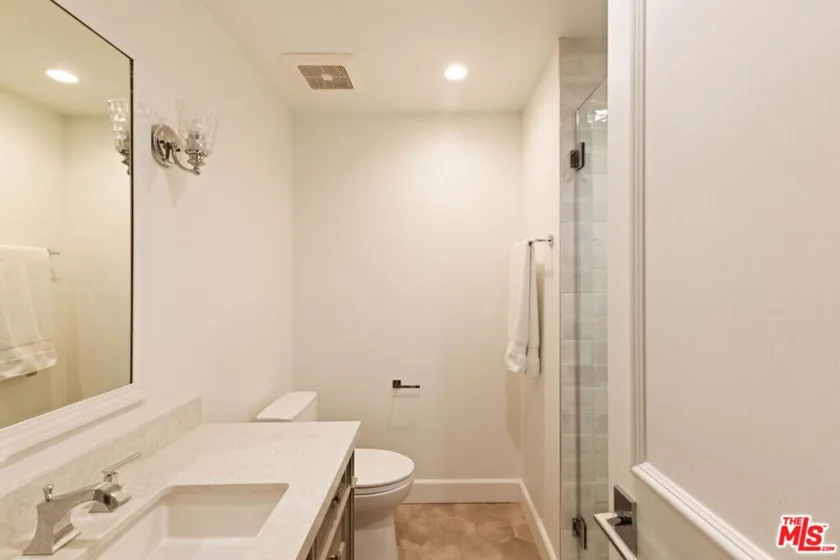 300 N Swall Drive #354 photo 33