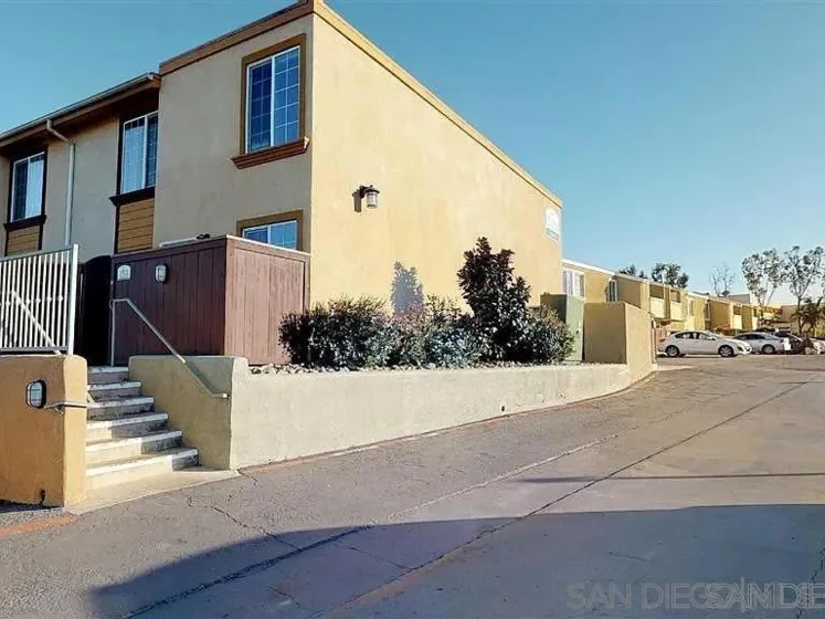 5252 Balboa Arms Drive #153 photo 1