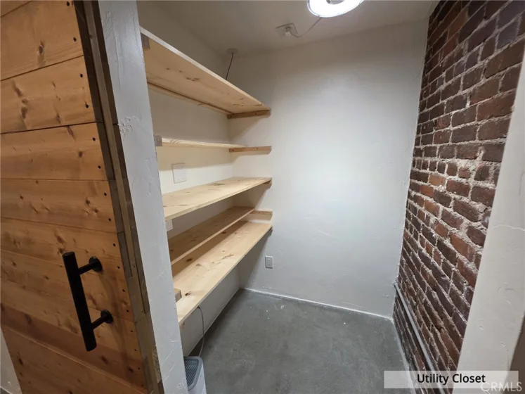 835 Locust #518 photo 55