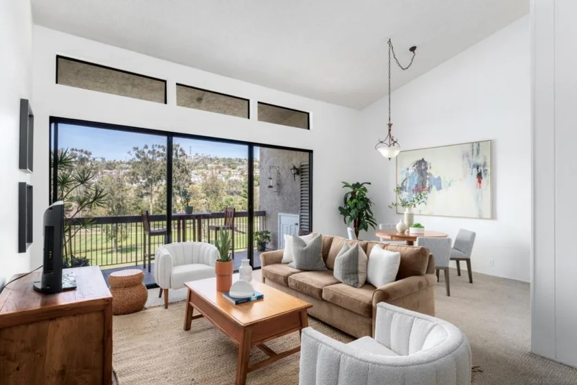 2564 Navarra Drive #202 photo 1