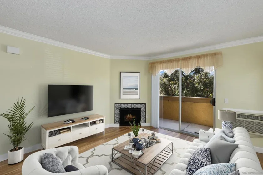 215 Woodland Parkway #203 photo 1