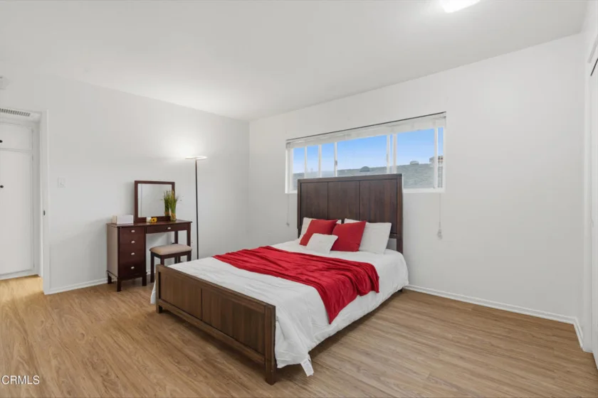 1015 N Michillinda Avenue #304 photo 20