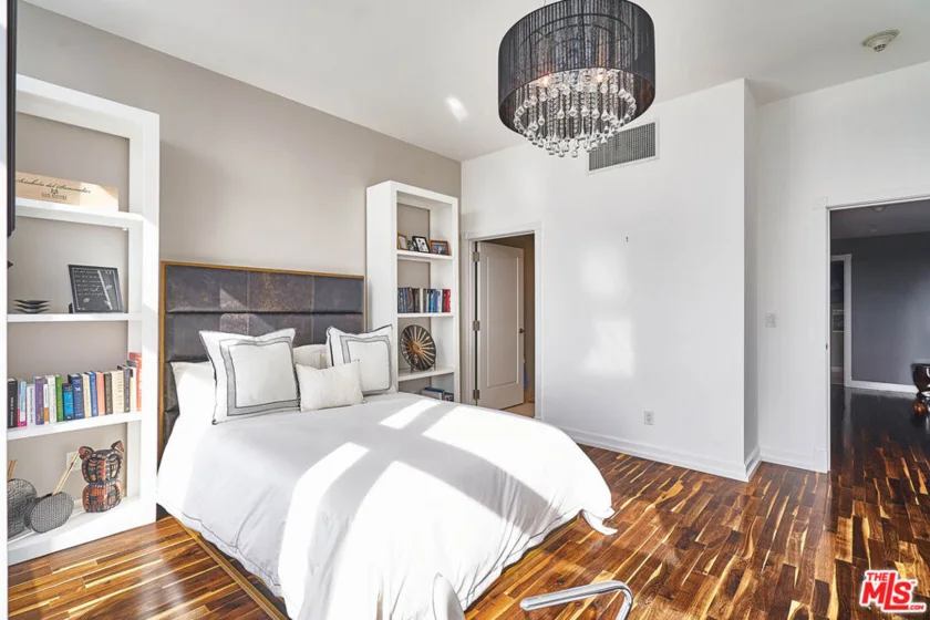 900 W Olympic Boulevard #34A photo 39