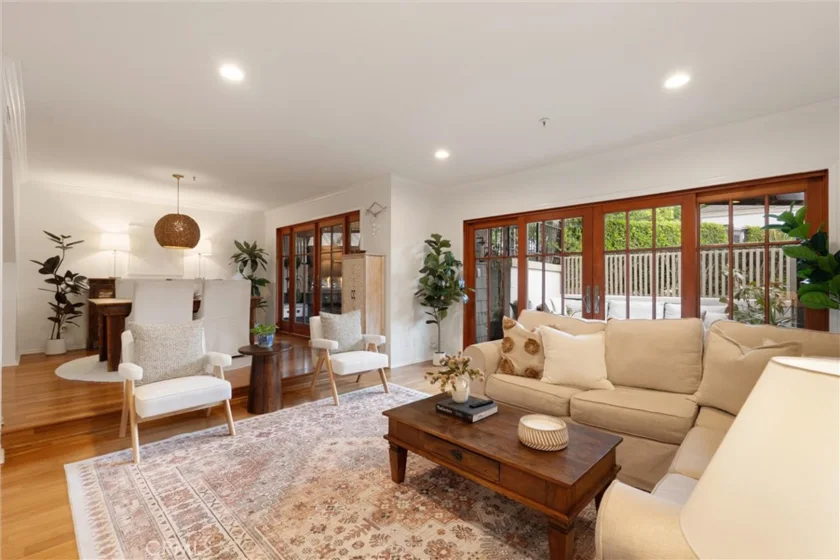 70 Sea Island Drive photo 1