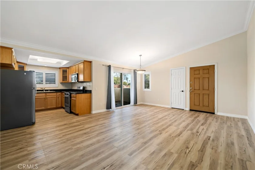 5062 Los Morros Way #124 photo 1