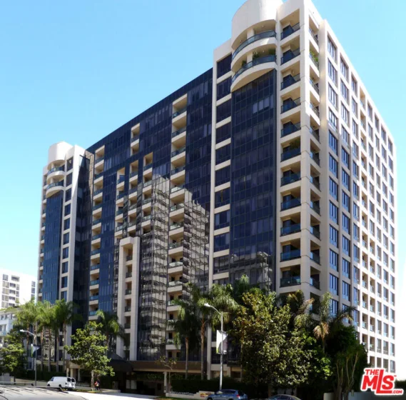 10724 Wilshire Boulevard #1409 photo 1