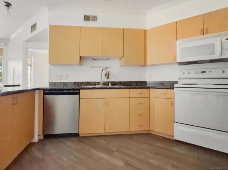 1501 Front Street #340 photo 5