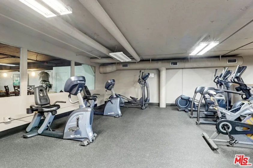 10982 Roebling Avenue #441 photo 8