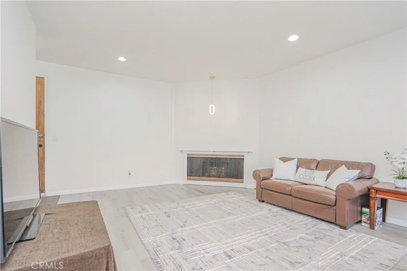 400 S La Fayette Park Pl  #314 photo 25
