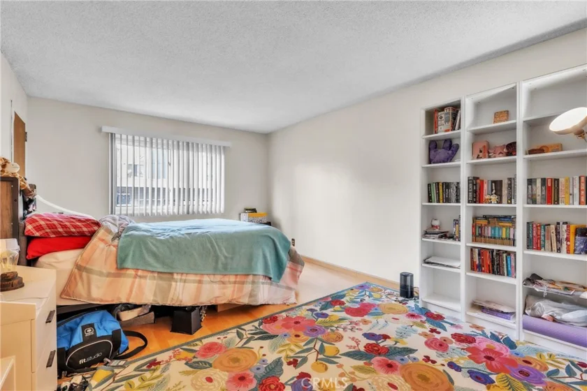 445 Ivy #204 photo 10