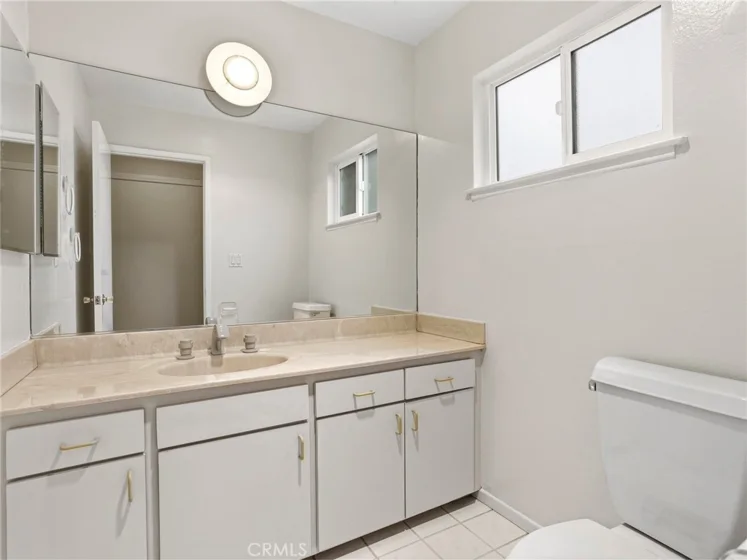 11138 Aqua Vista Street #18 photo 20
