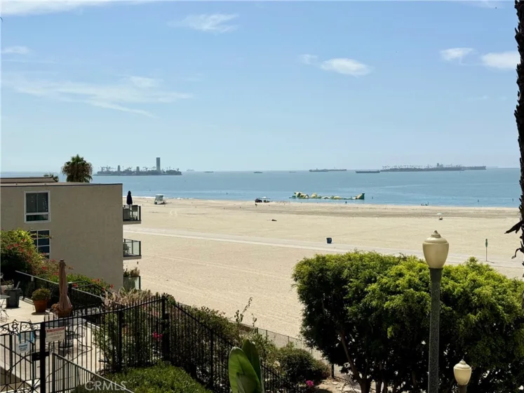 1000 E Ocean Boulevard #416 photo 35