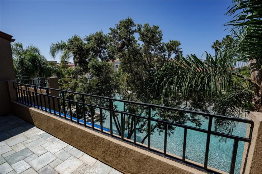 16475 Tropez #138 photo 17