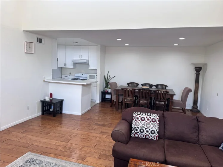 5700 Etiwanda #264 photo 14