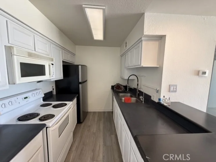 1140 E Ocean Boulevard #136 photo 22