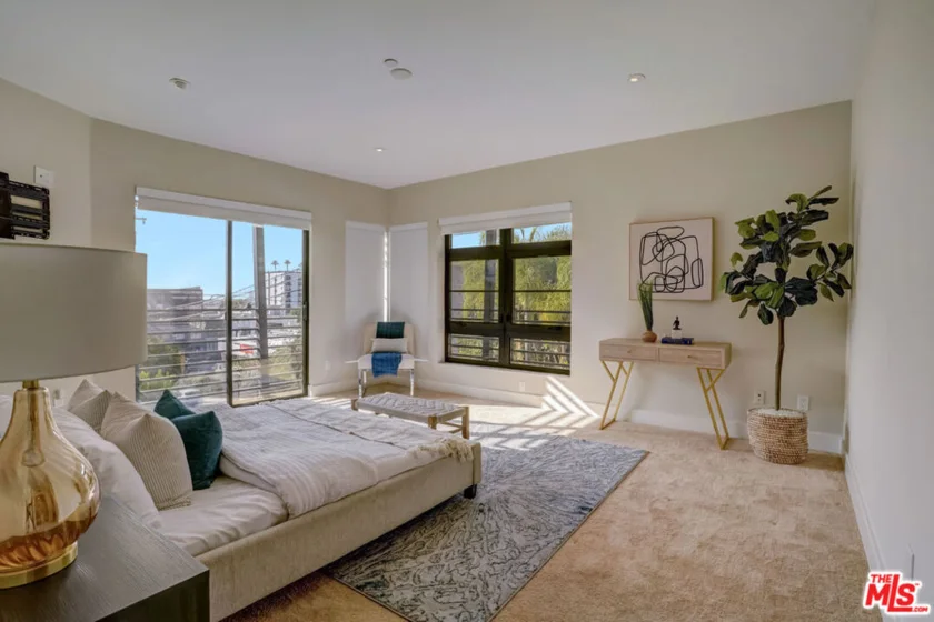 8788 Shoreham Drive #23 photo 7