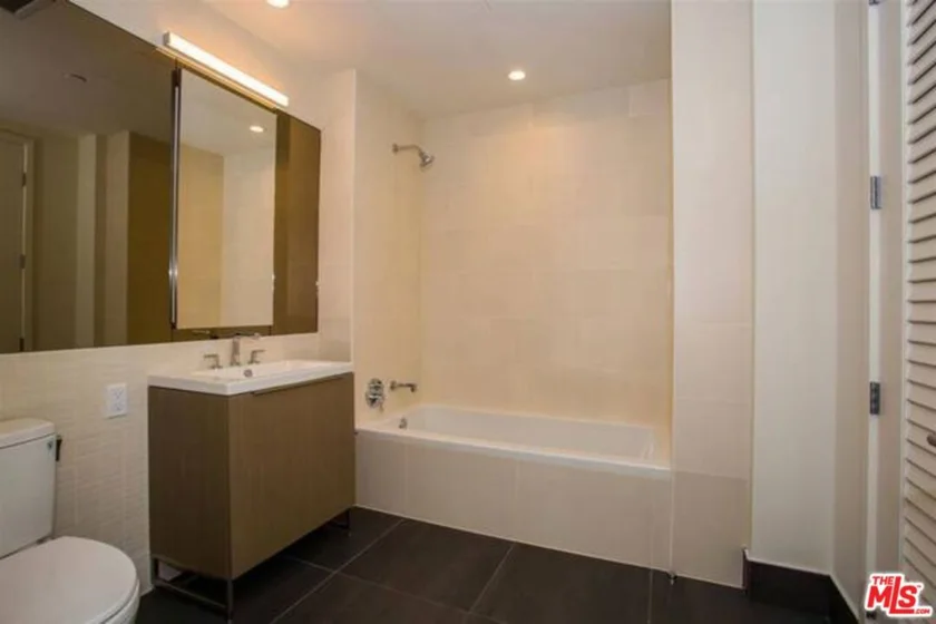 889 Francisco Street #2210 photo 8