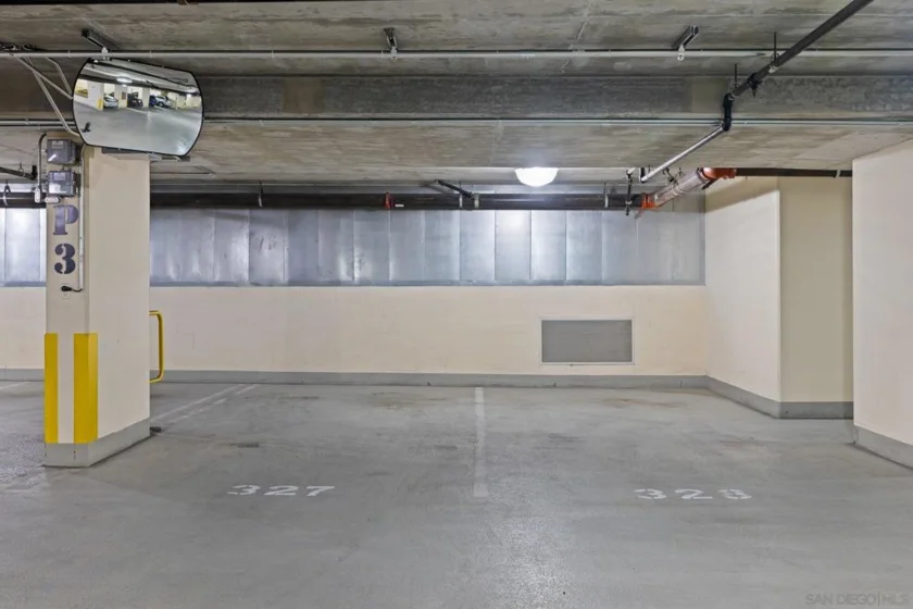 1325 Pacific Hwy #3301 photo 45