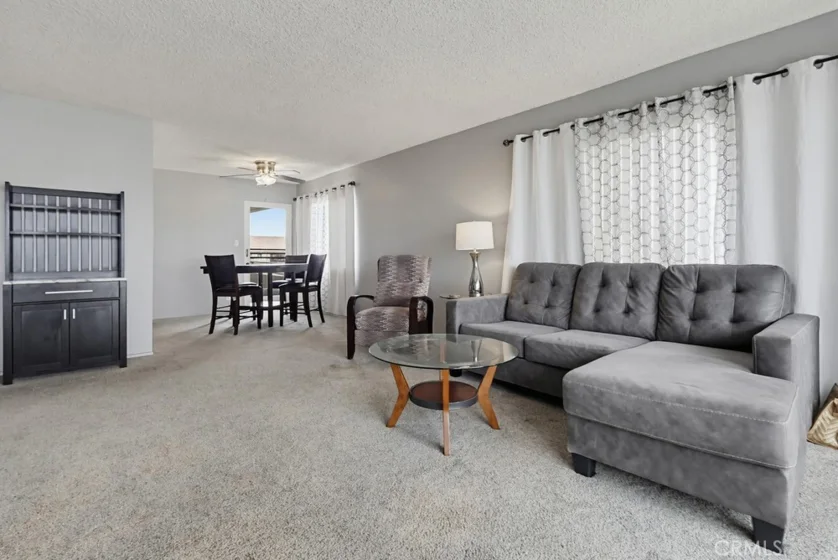 1187 E 3rd #210 photo 3