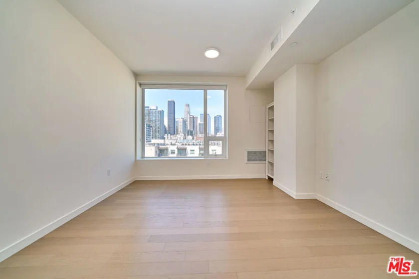 1050 S Grand Avenue #1008 photo 14