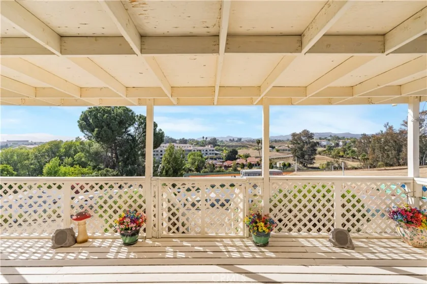 25210 Catalina photo 30