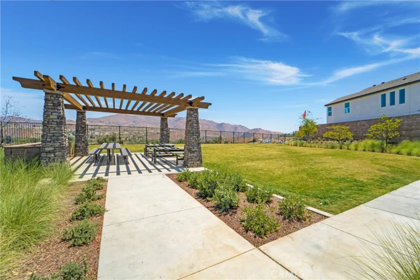 24235 Juni Court photo 23