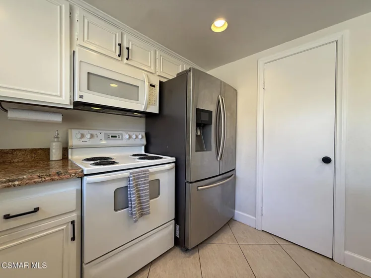 20112 Runnymede Street #3 photo 13