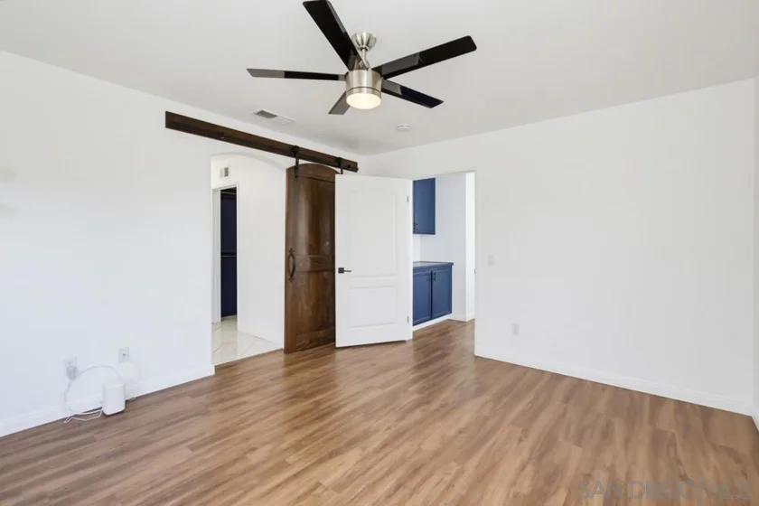 1228 La Vida Court photo 24