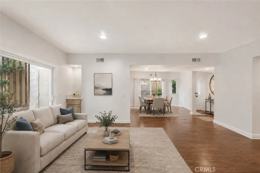 1026 S Marengo Avenue #2 photo 8