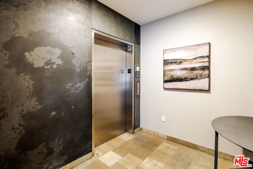 1176 Wellesley Avenue #PH2 photo 24