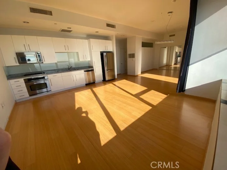 1100 Wilshire Boulevard #2601 photo 7