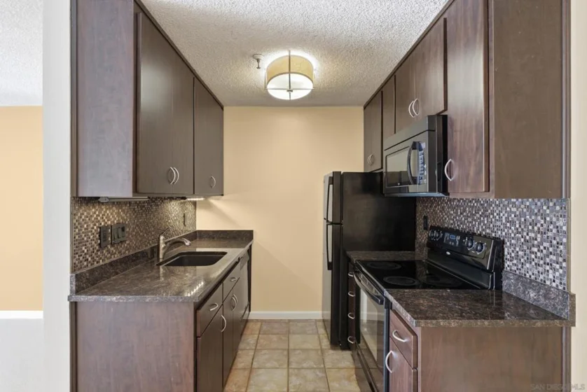 4730 Noyes #217 photo 14