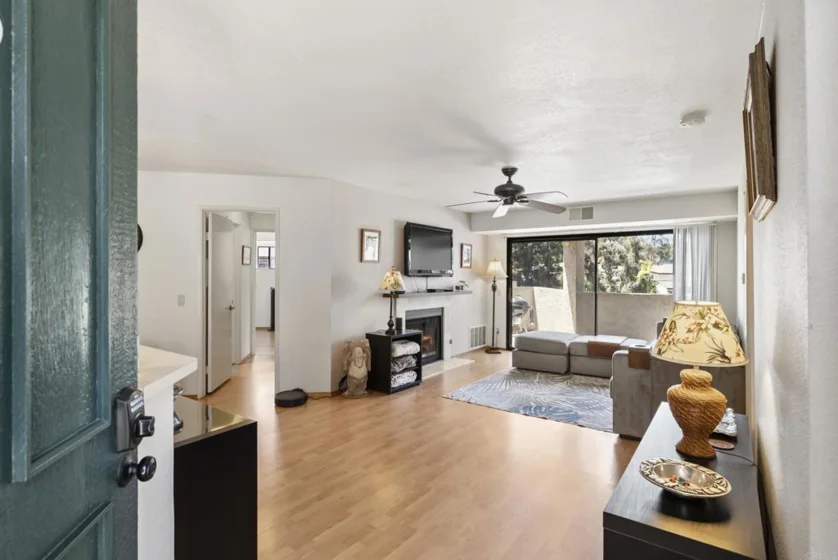 9725 Mesa Springs Way #176 photo 1
