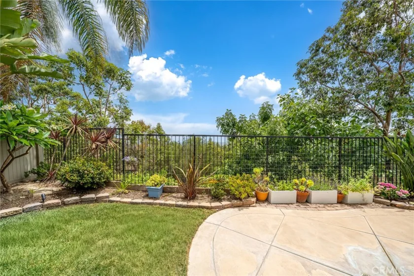 68 Colony Way photo 34