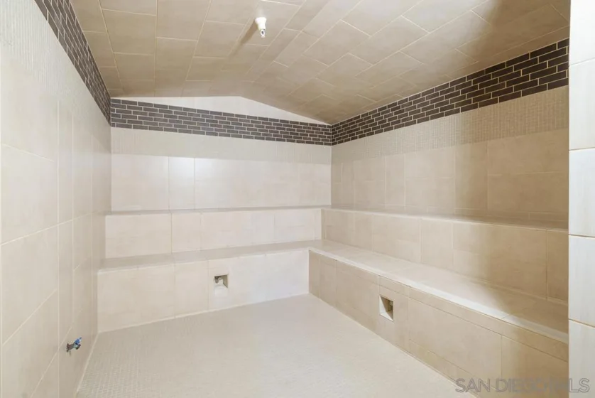 1325 Pacific Hwy #314 photo 72