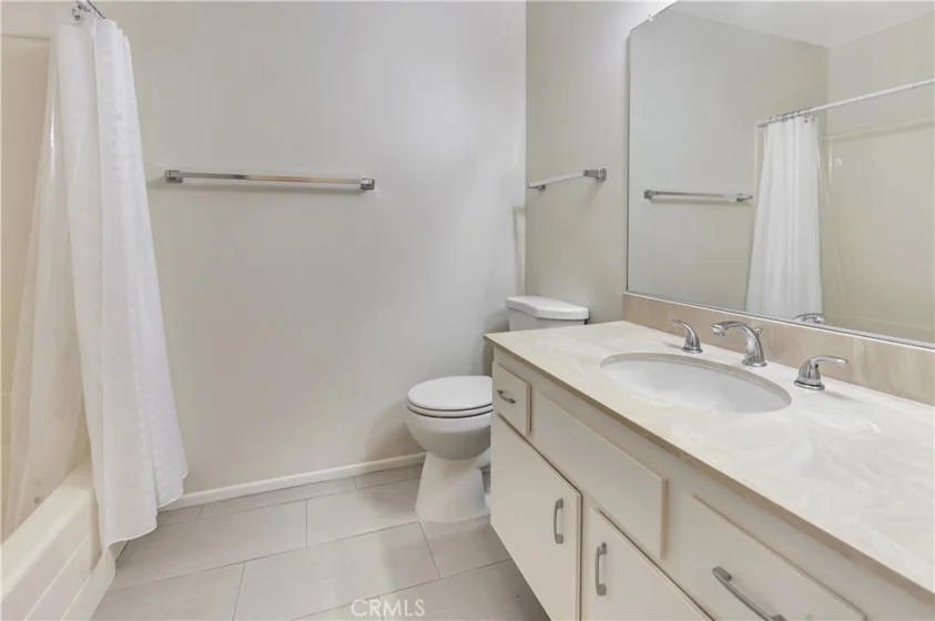 8566 Larkhall Circle #808-B photo 15