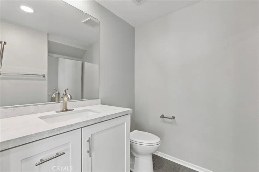 3373 Watermarke photo 22